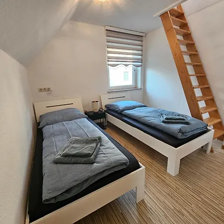 度假居 Esila Haus 金茨堡